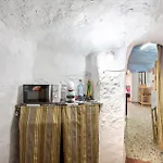 Cueva بيت للعطل *